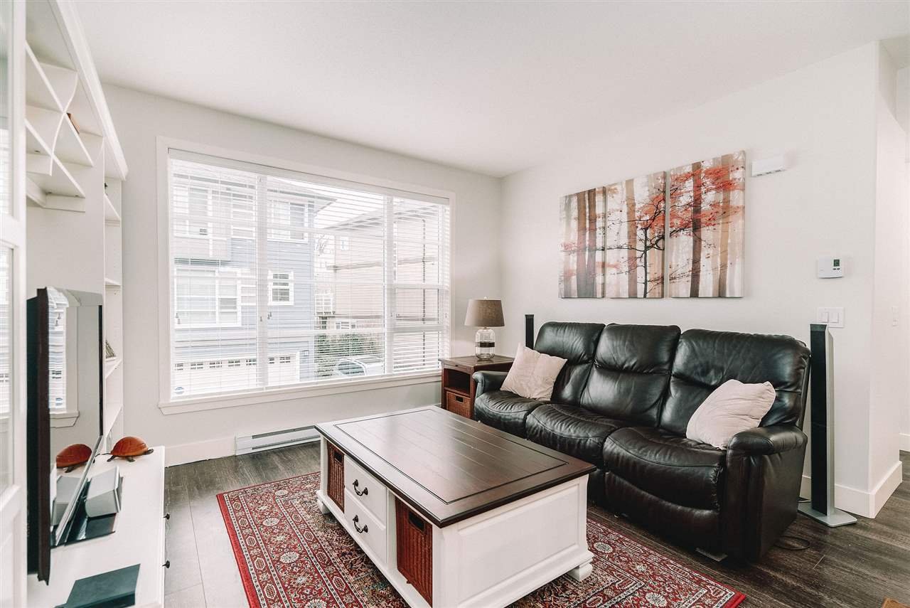46-15405 31 Ave