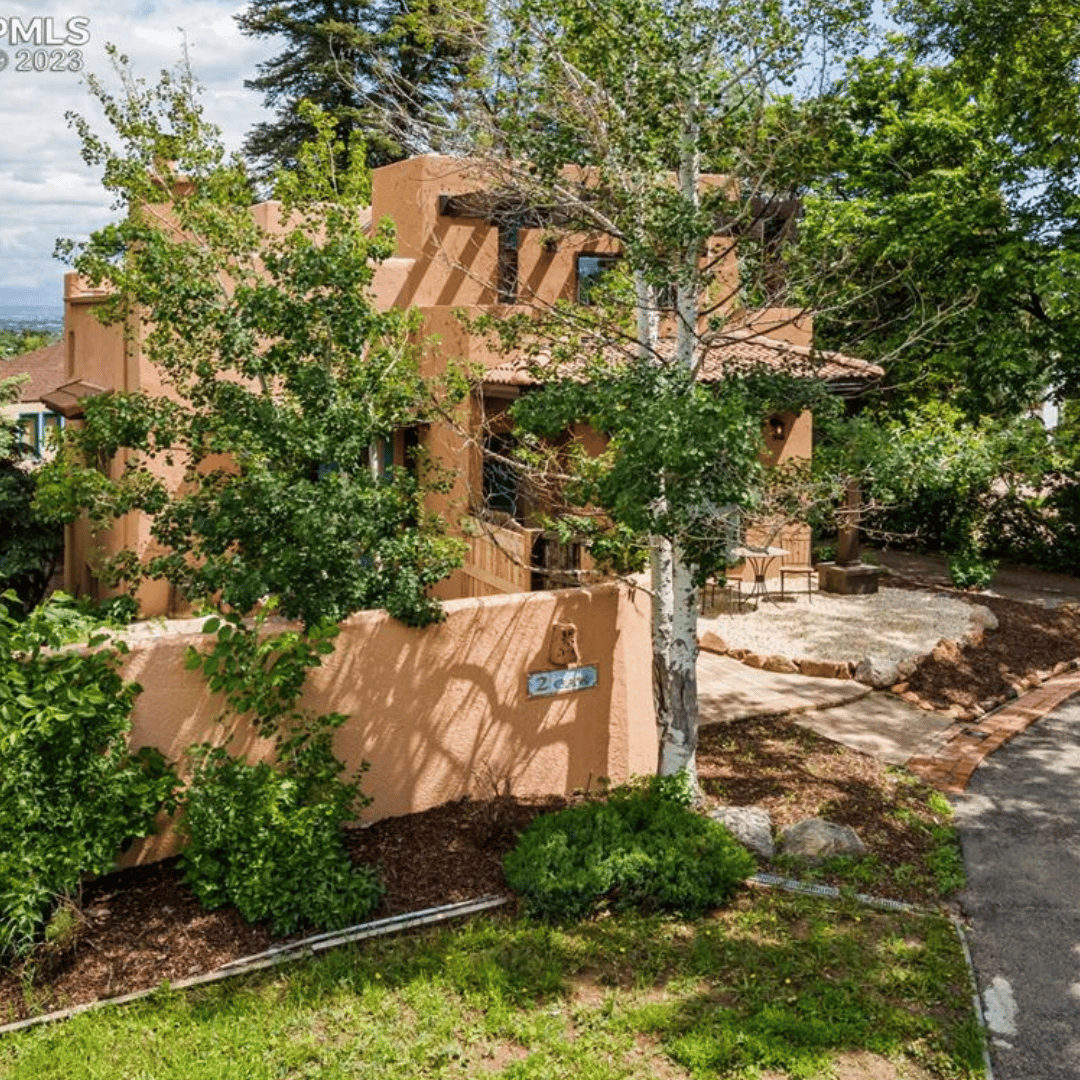 2 Oak Avenue, Colorado Springs