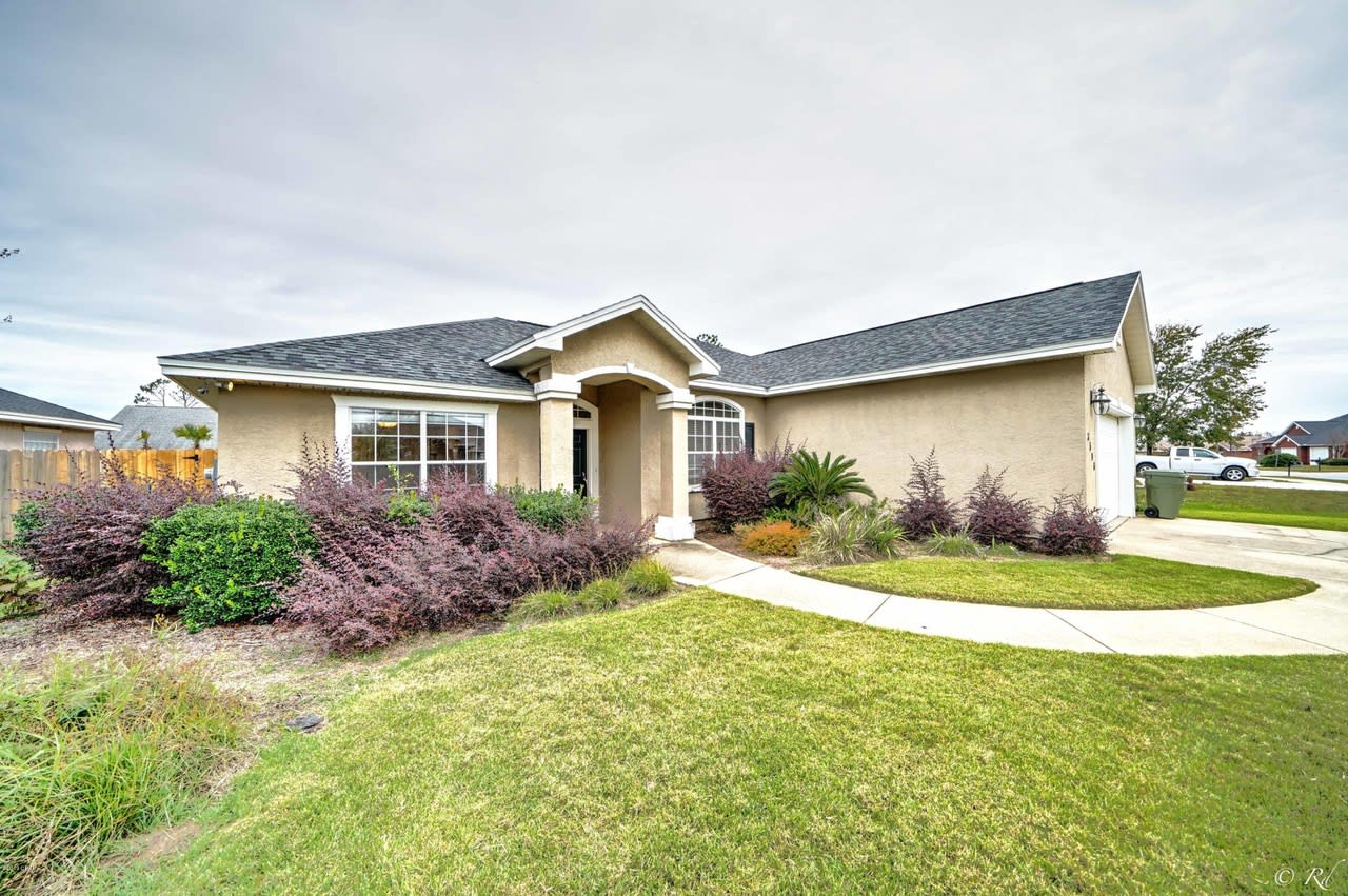 3506 Rosewood Circle