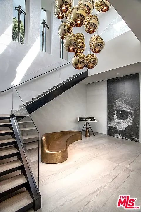 HIGHRIDGE PL
