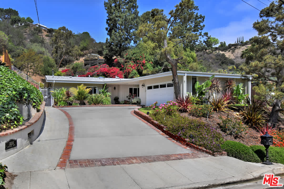 3535 Loadstone Dr