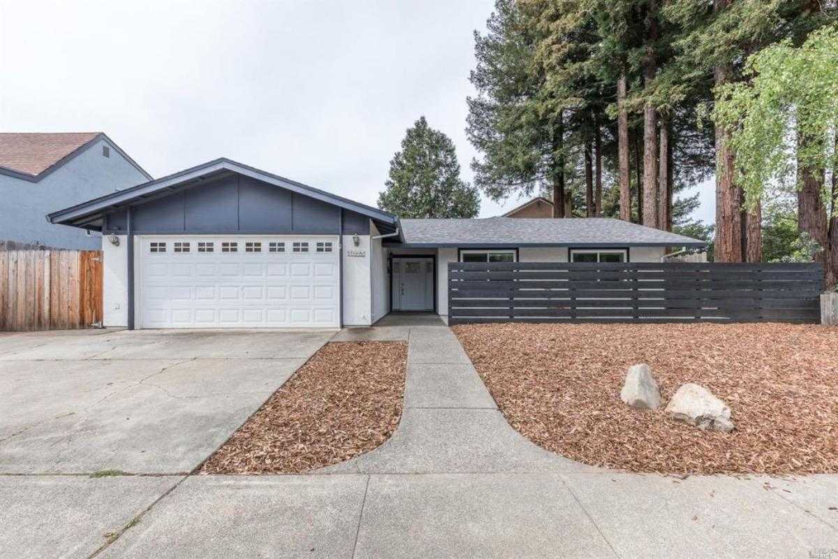 4023 Tokay DR