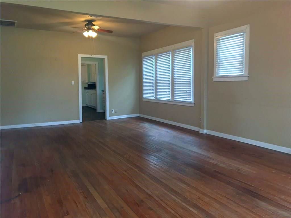 411 W Pulaski 