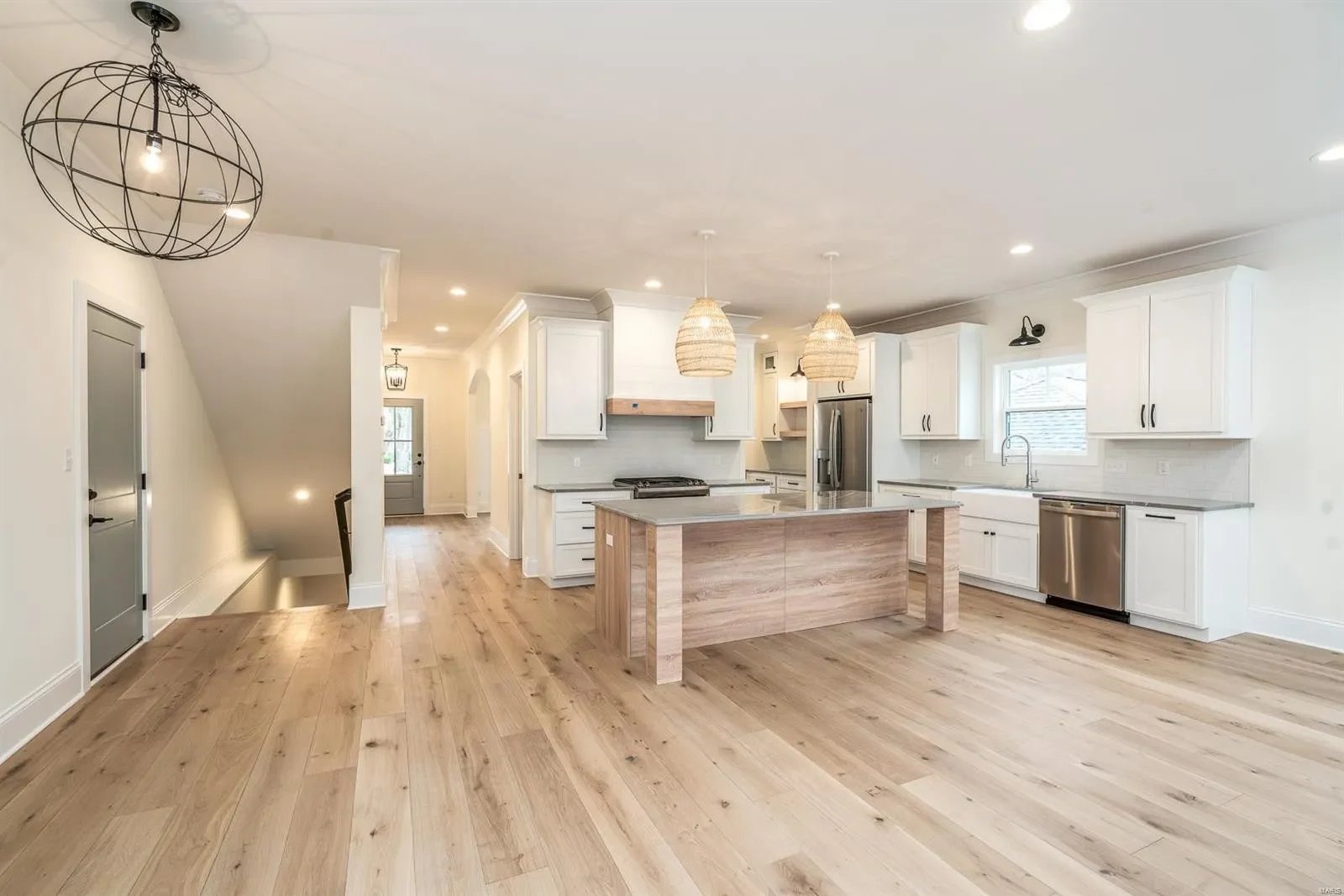 662 Brownell Ct