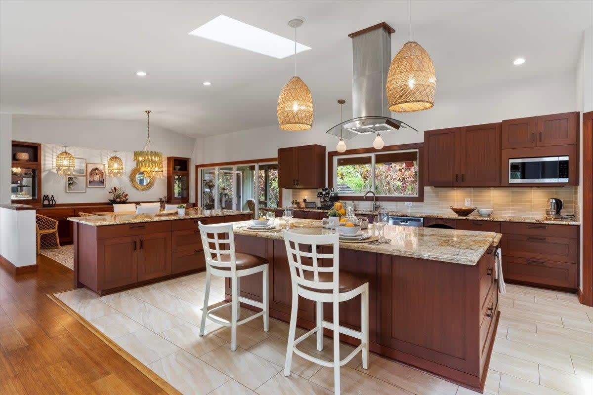 60 Koolau Rd  