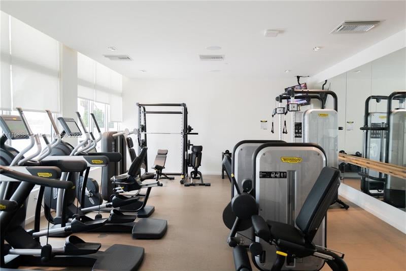 401 N Birch Rd Unit #416