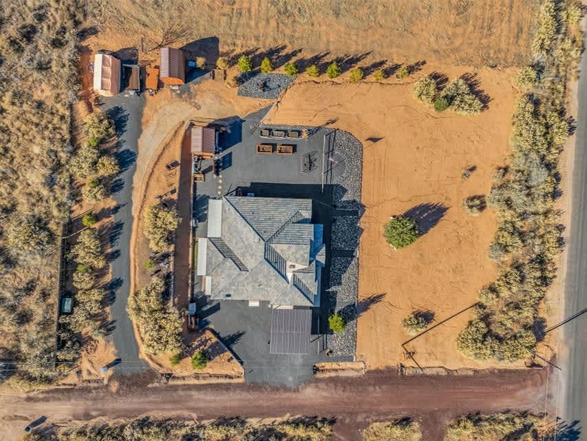 1737 NORTH APPLE VALLEY DRIVE 