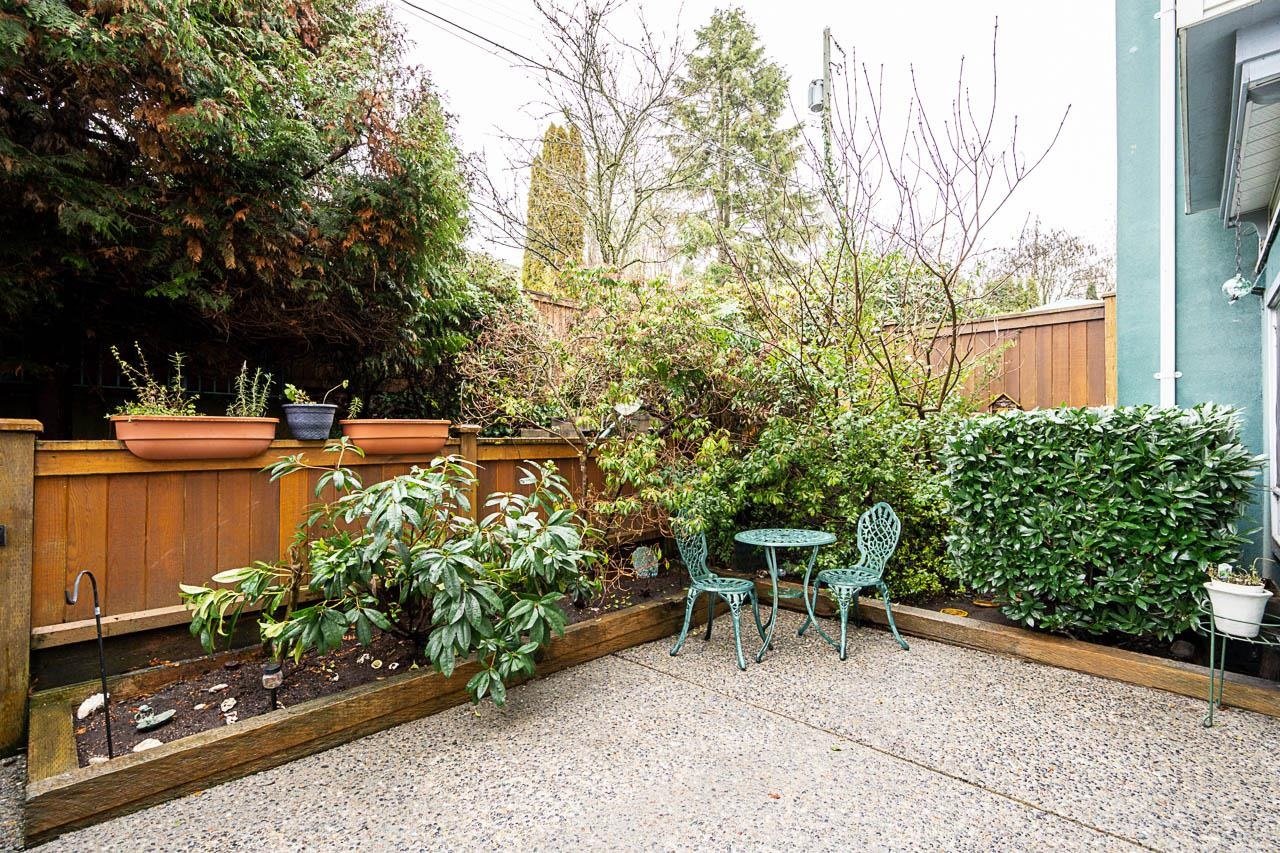 103-3755 Albert Street, Burnaby