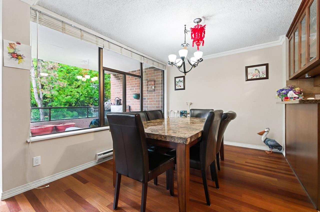 303-4101 Yew Street, Vancouver