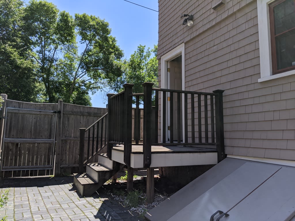 655 Washington