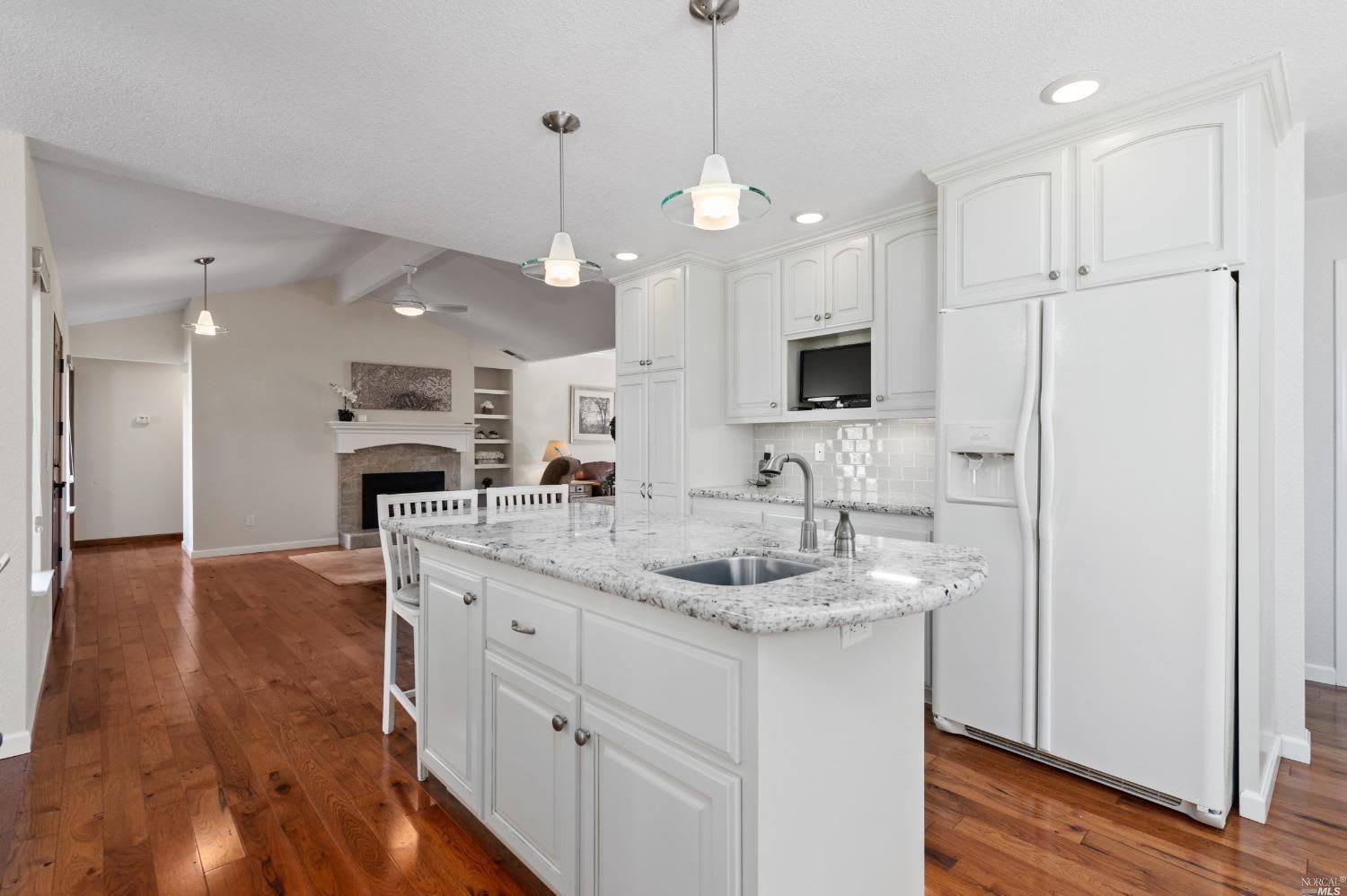 4712 Culebra Way