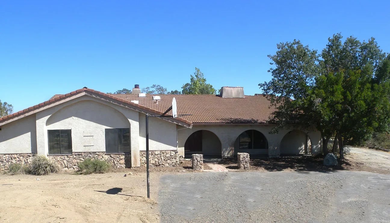 255 Happy Valley Rd