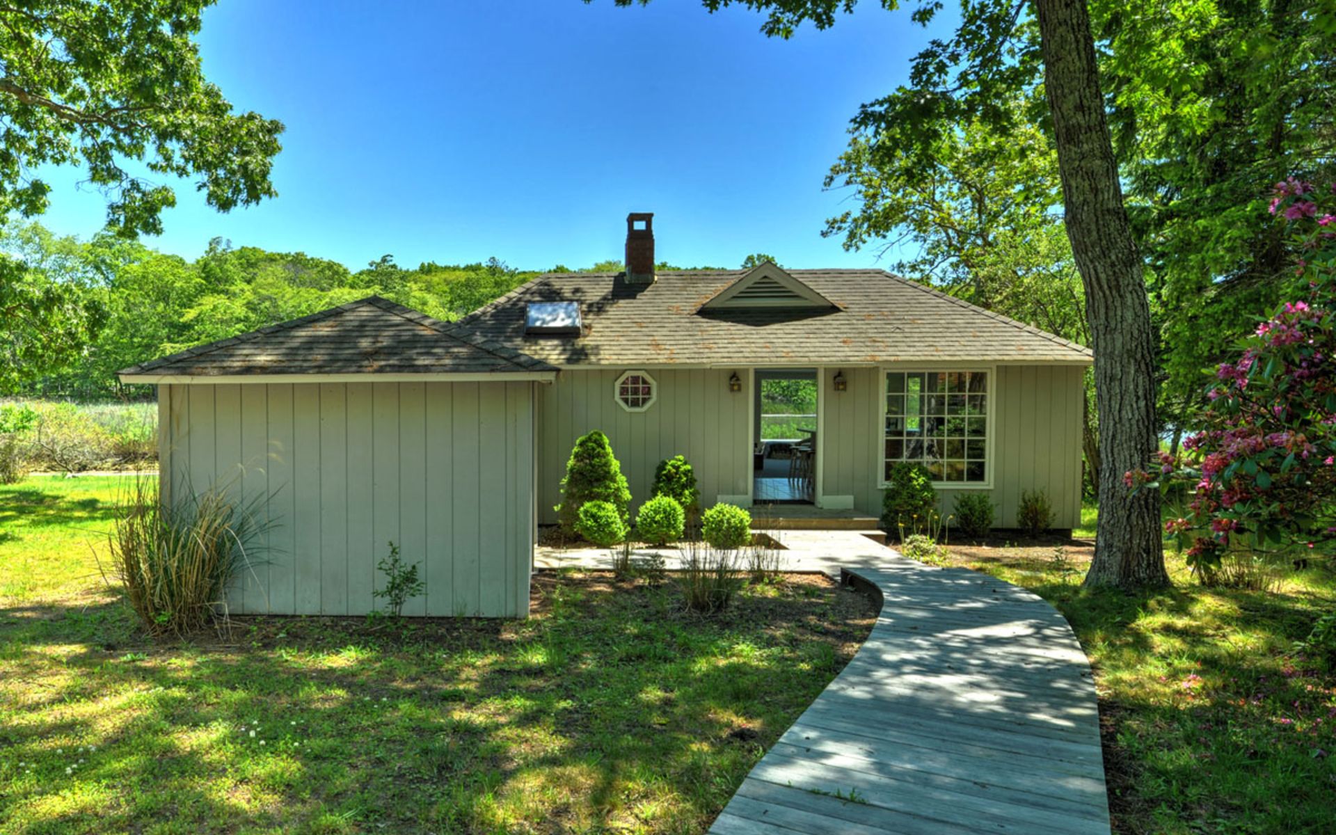 Waterfront Cottage