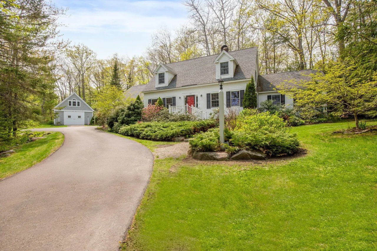 New Listing! 189 Chestnut Street, Camden, Maine – $1,600,000
