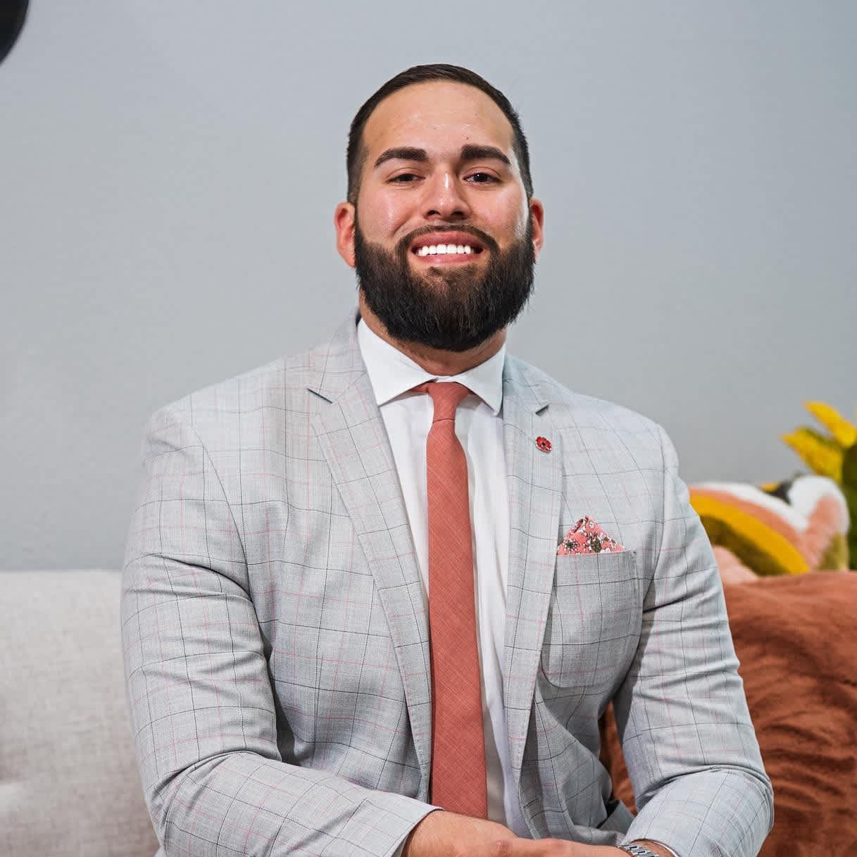 Henry Guillen El Paso Real Estate Agent Headshot