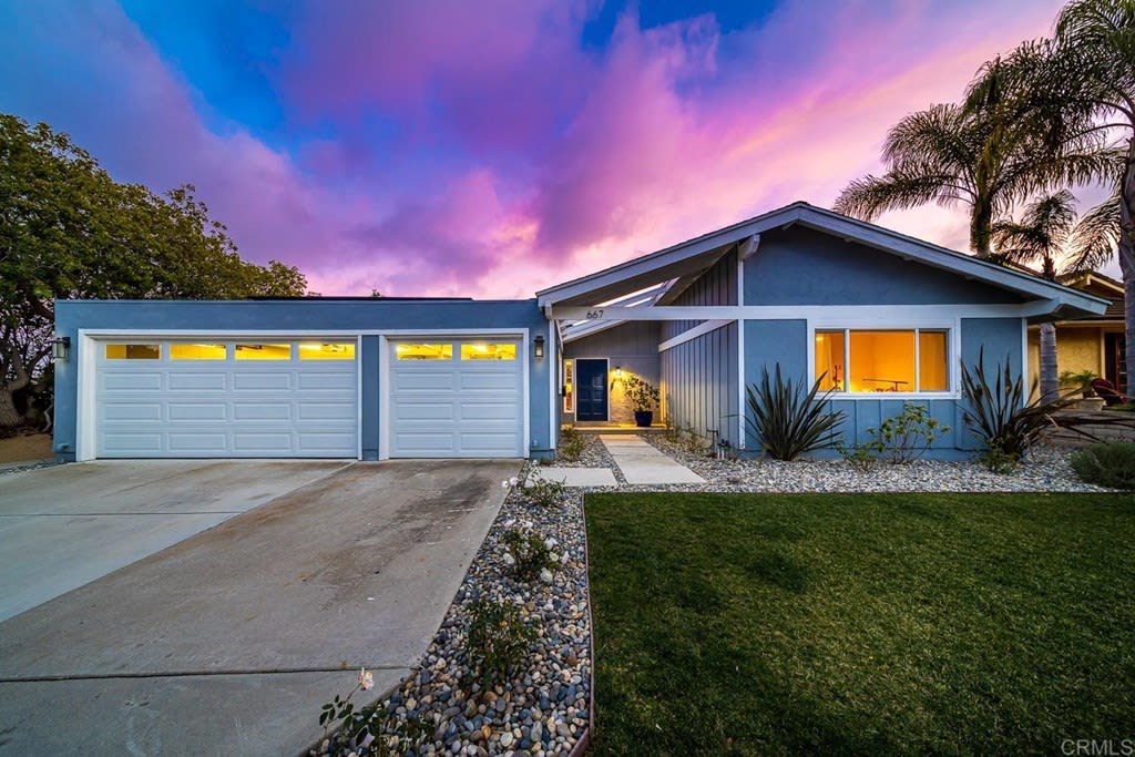 667 Solana Hills Court
