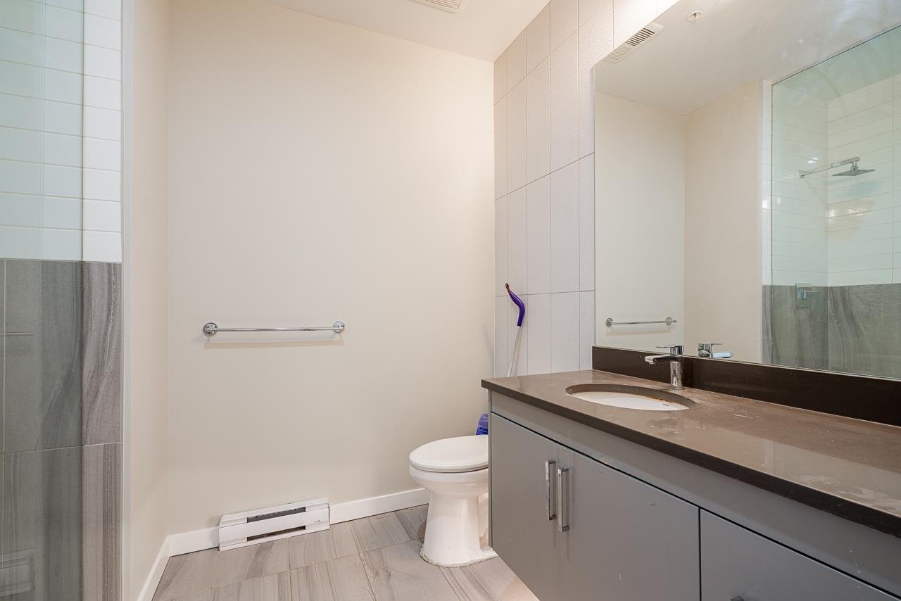 F104-20211 66 Ave