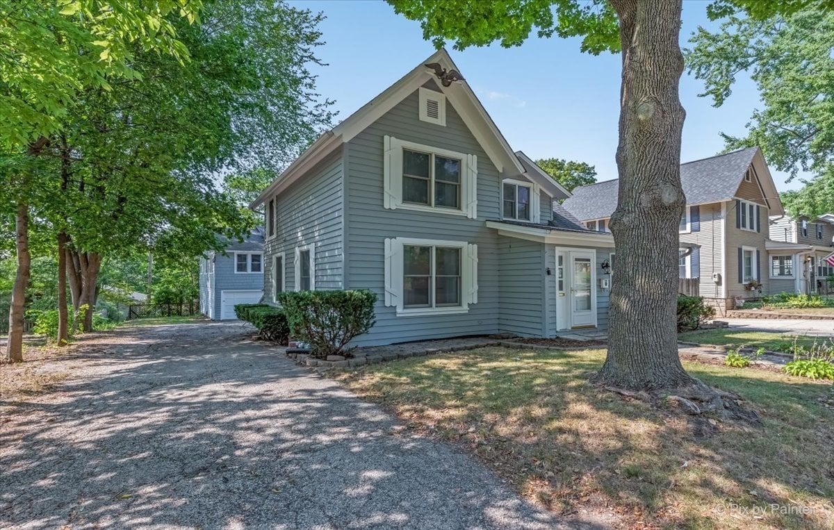 30 Crissey Ave