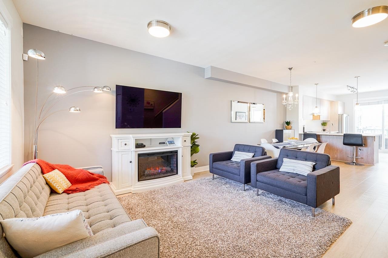 21-2138 Salisbury Ave