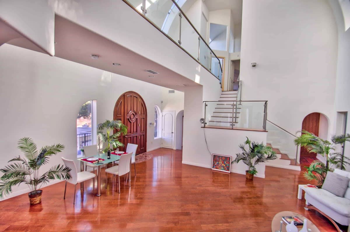 3637 Avenida Del Sol