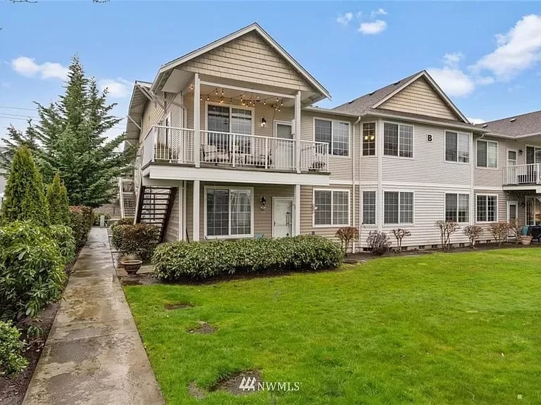1002 9th Avenue SE UNIT B202