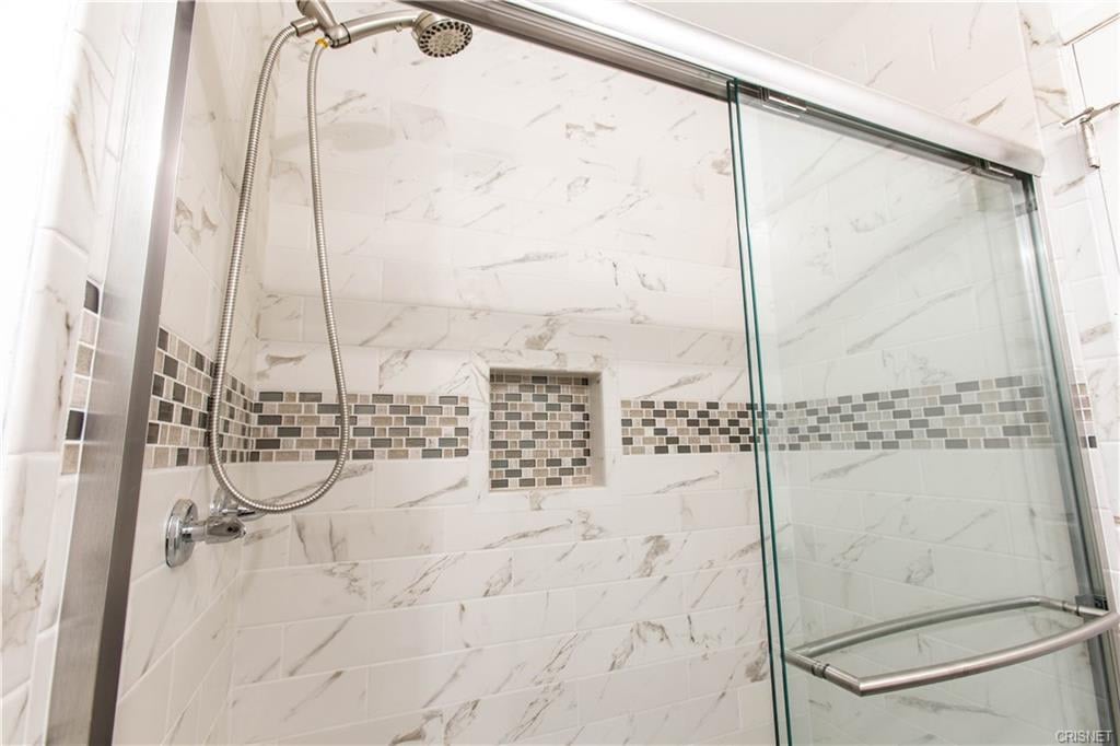 16834 Klee St Northridge, CA