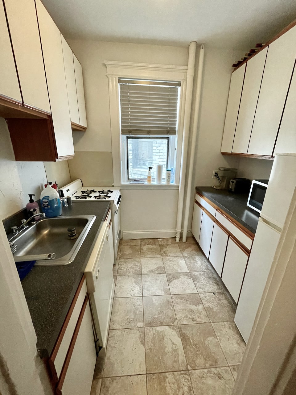 Fenway - Park Drive - available January - heat and hot water included! 