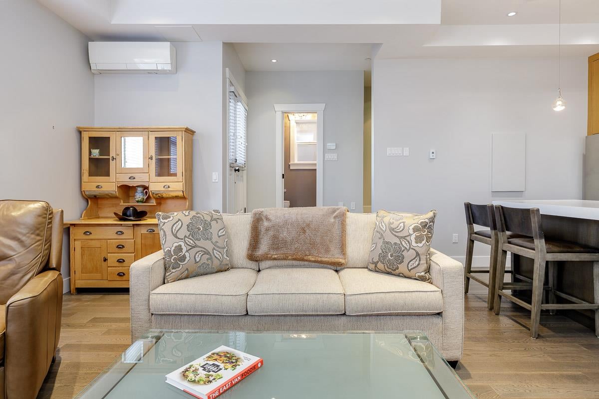 1104 E 11th Ave