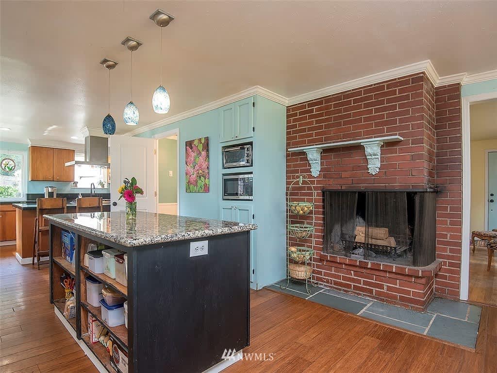 8112 Talbot Rd