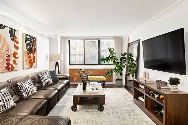 280 Park Ave South Unit: 3E
