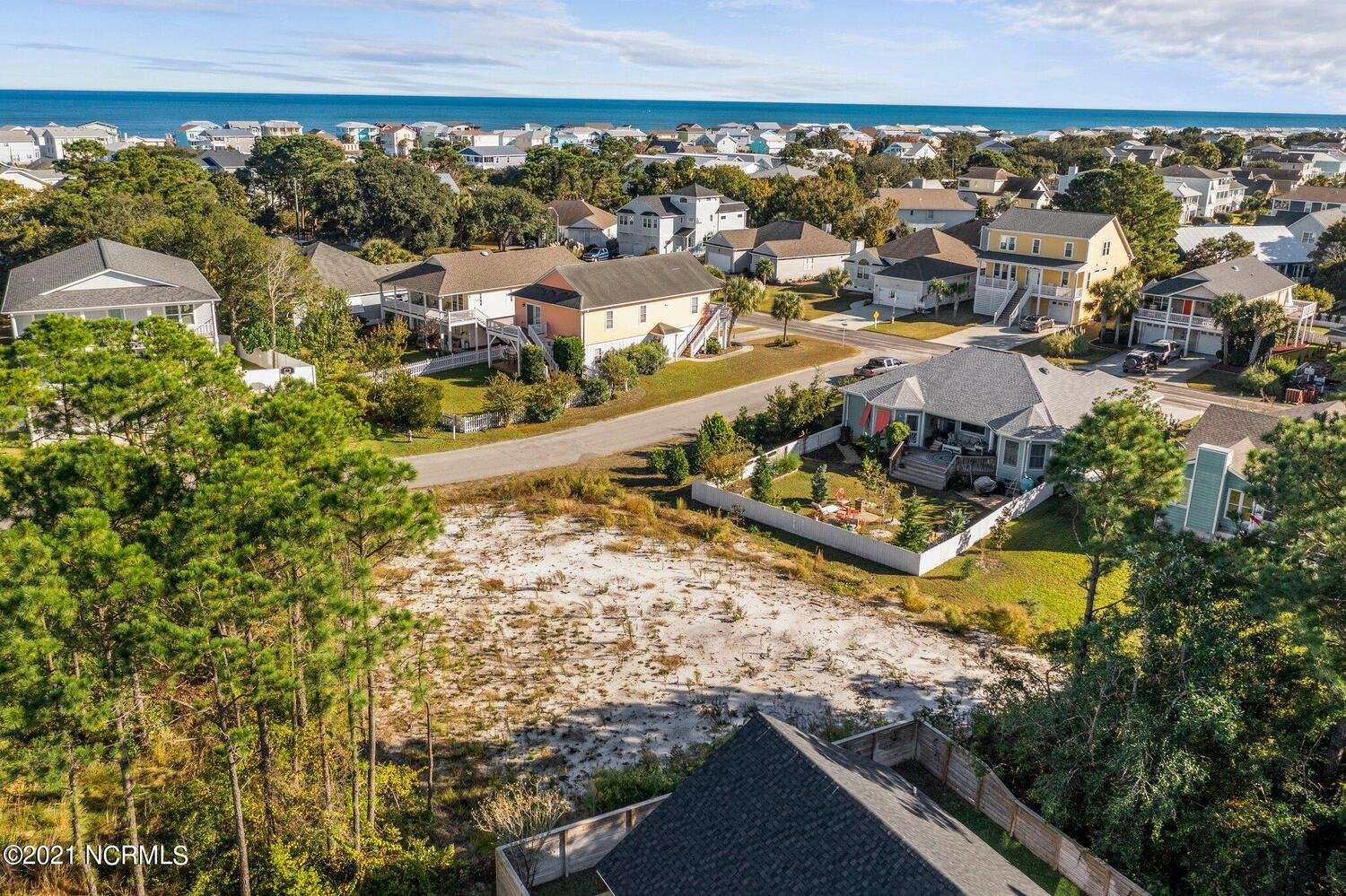 1738 Mackerel Lane