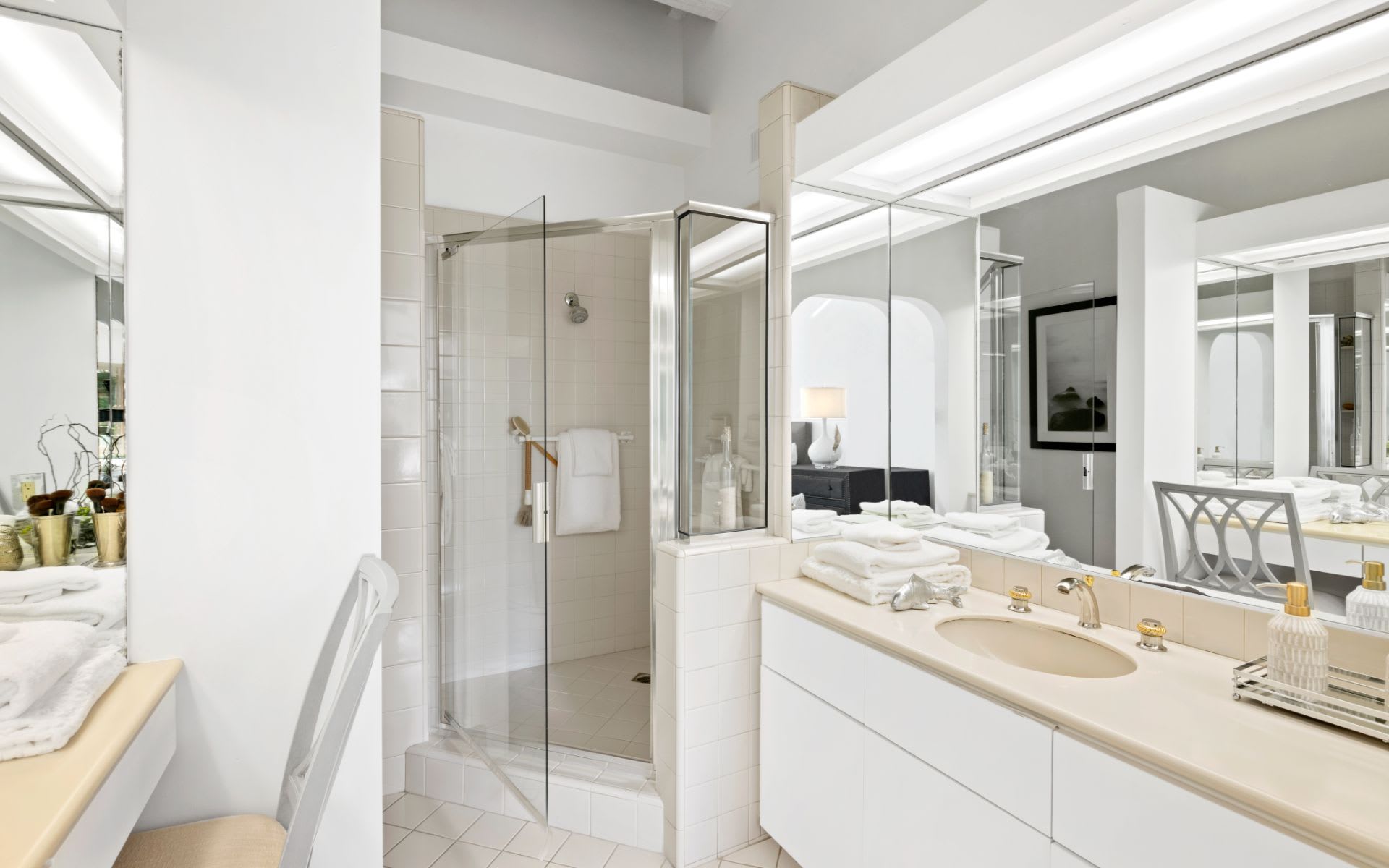 408 Vista Flora