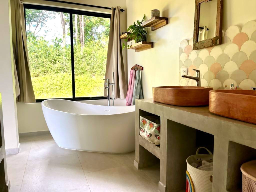 Captivating Modern 3 bedroom Oasis in Ojochal - Your Dream Home Awaits!