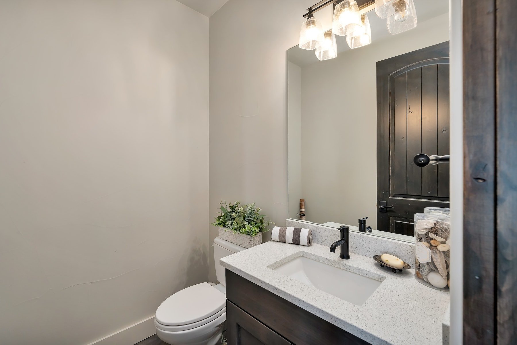 7590 Raphael Lane