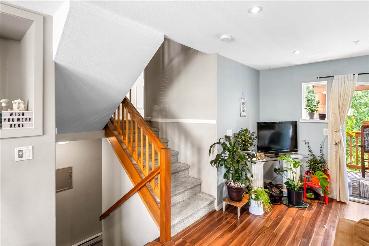 65-1450 Vine Rd