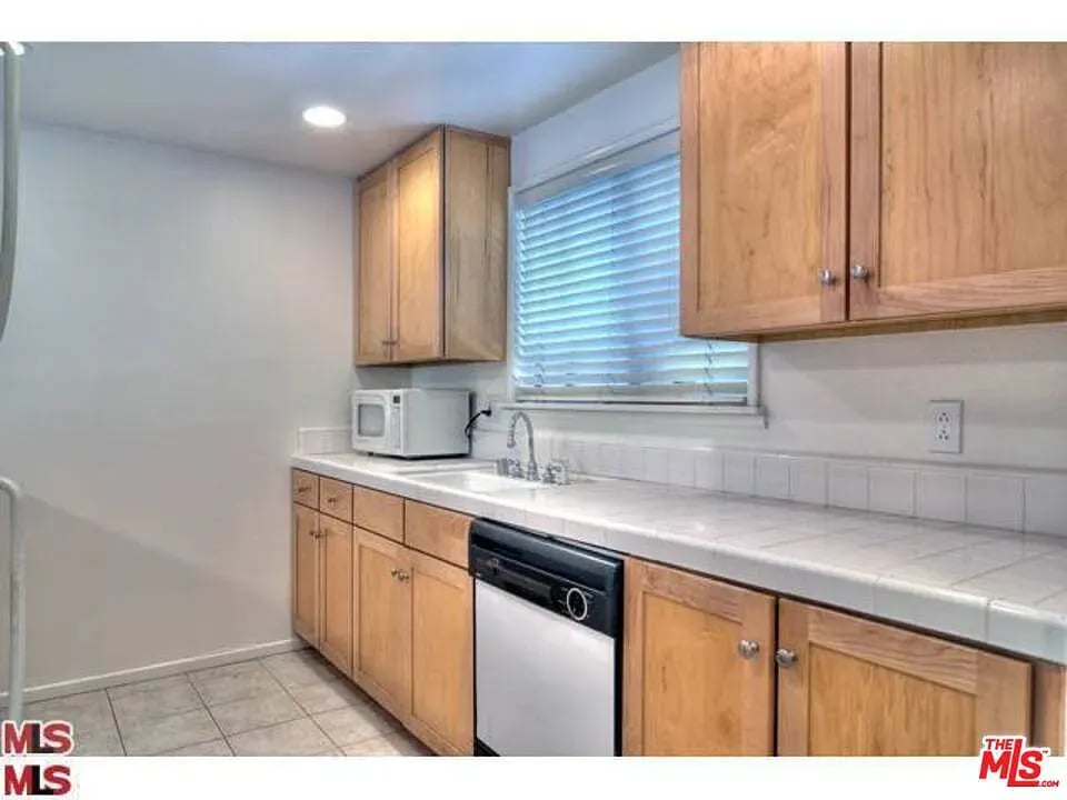 6437 Kanan Dume Rd