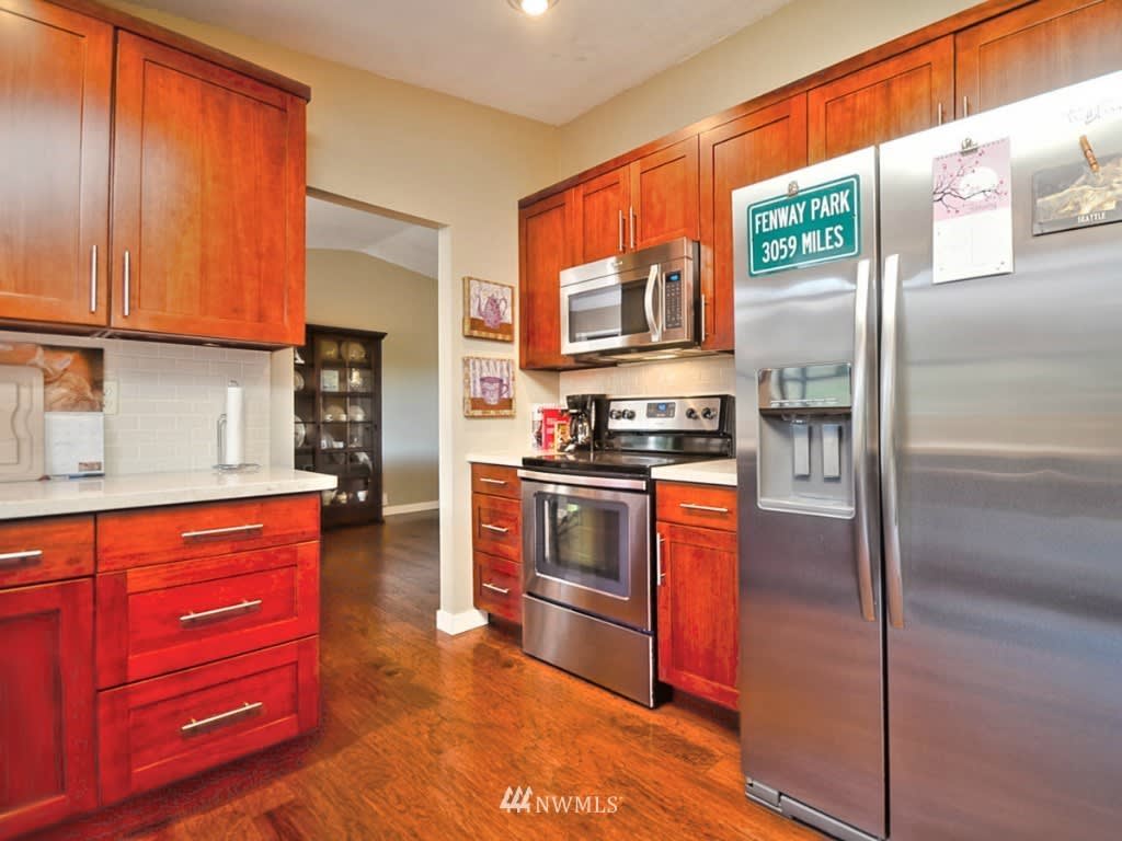 24395 31st Ave W
