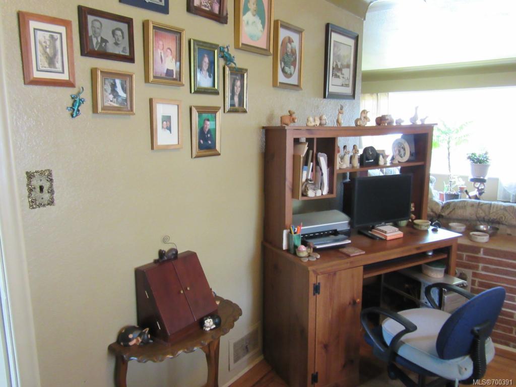 1036 Bewdley Ave, Esquimalt
