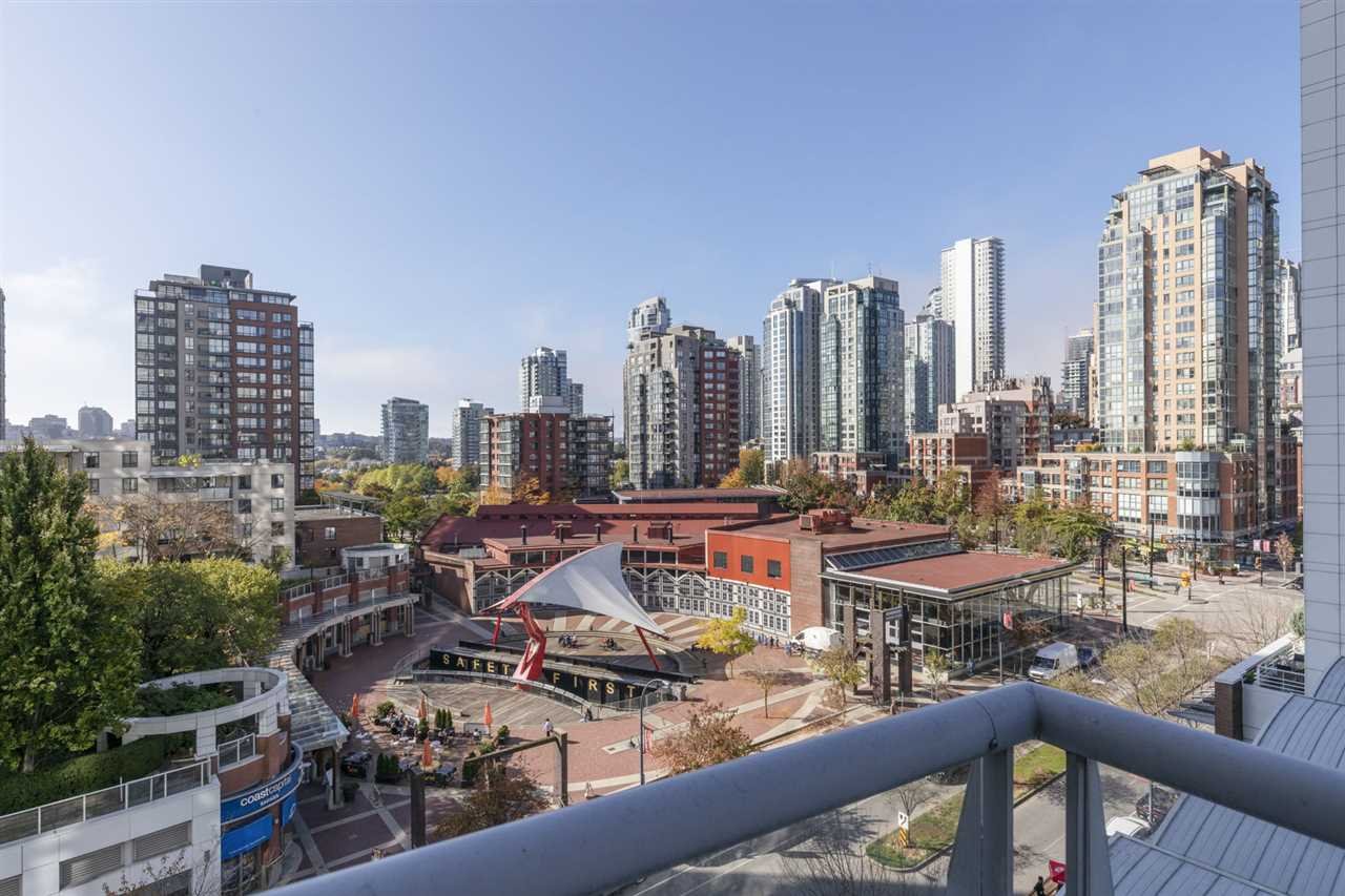 906-1199 Marinaside Crescent, Vancouver