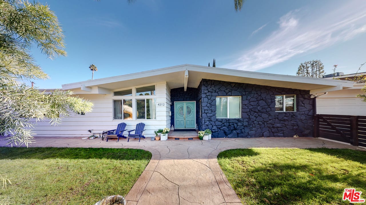 4312 Manson Avenue