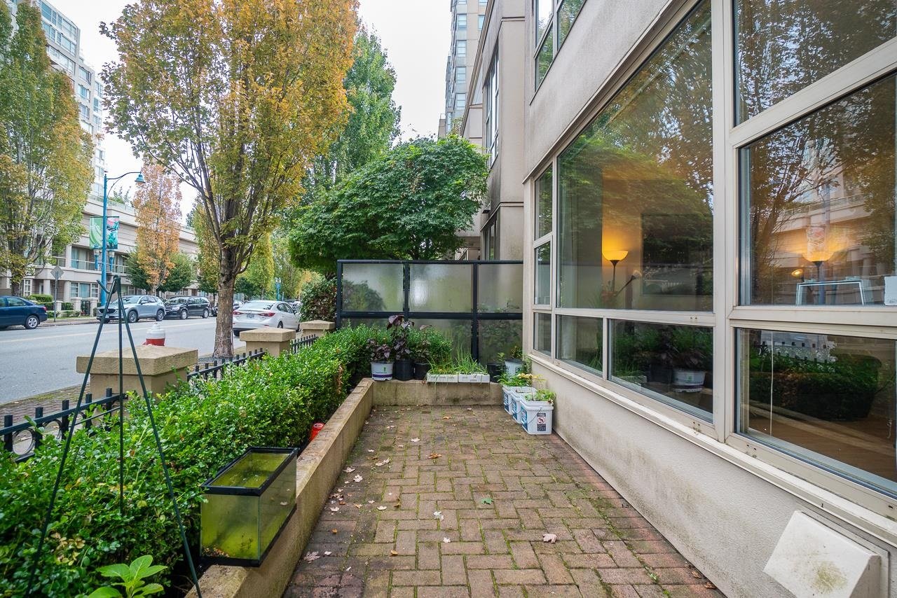 8266 Saba Rd