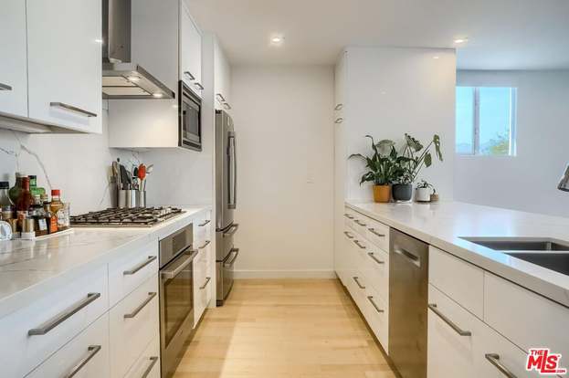 507 Orlando Ave, Unit 301