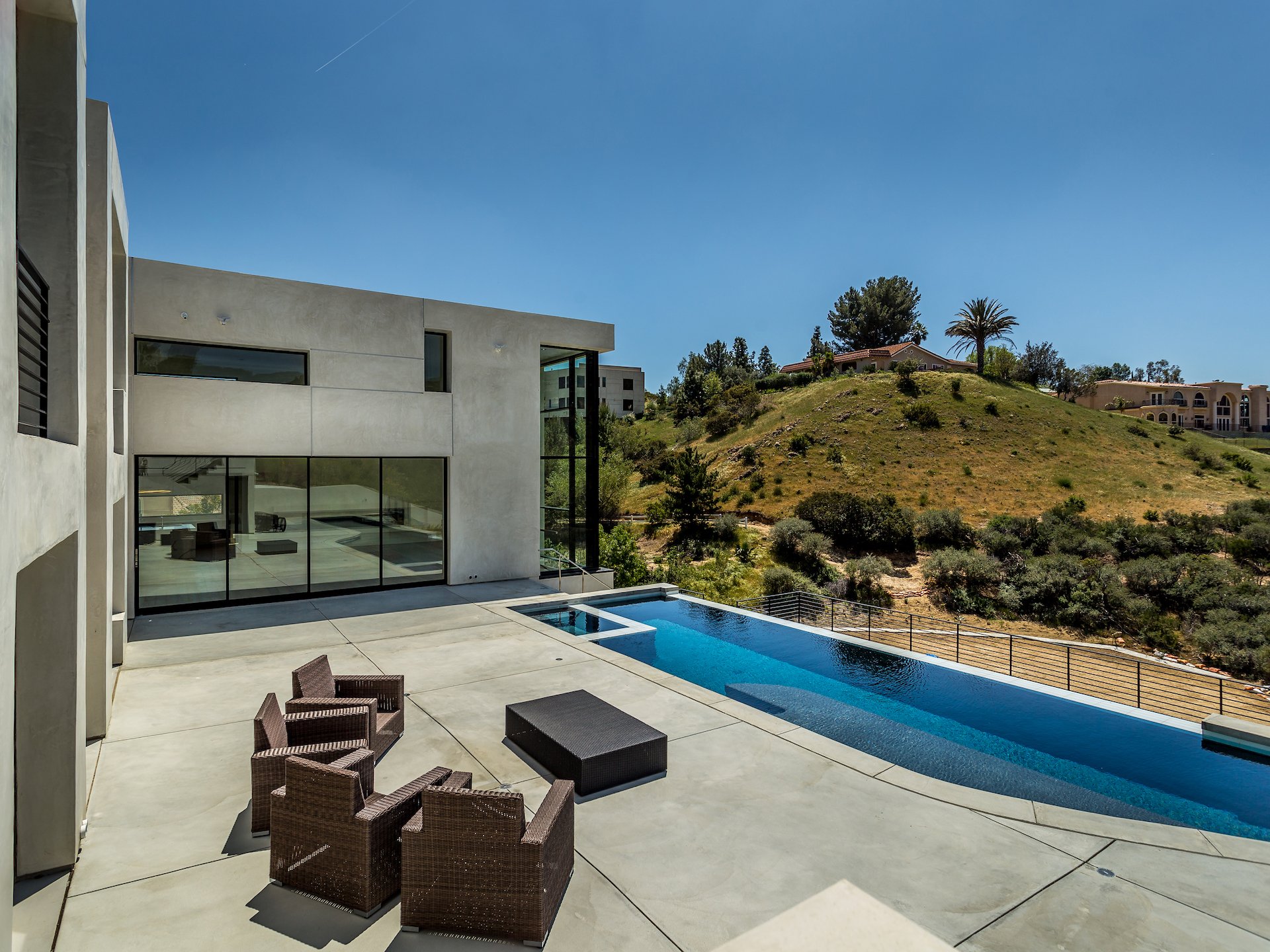5 Wrangler Ln