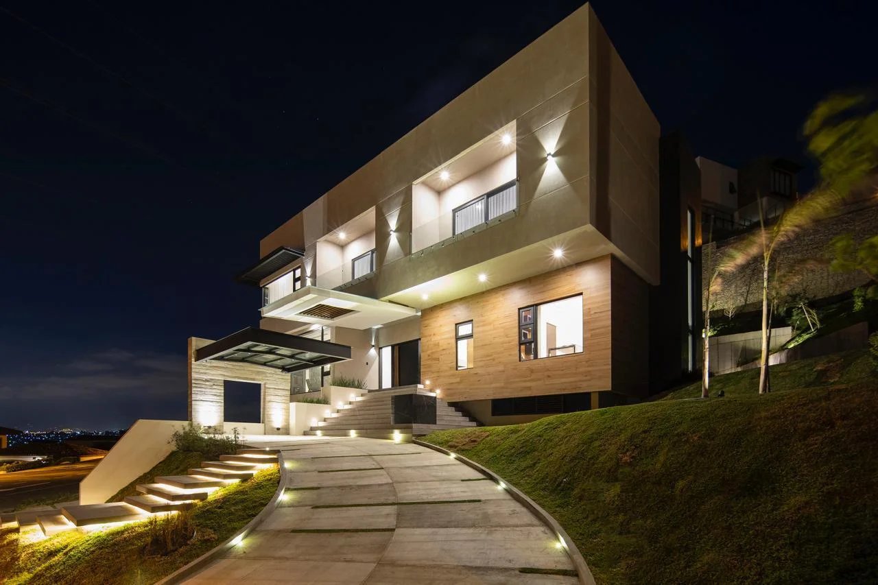 Modern Luxury Estate, Escazu, San Jose