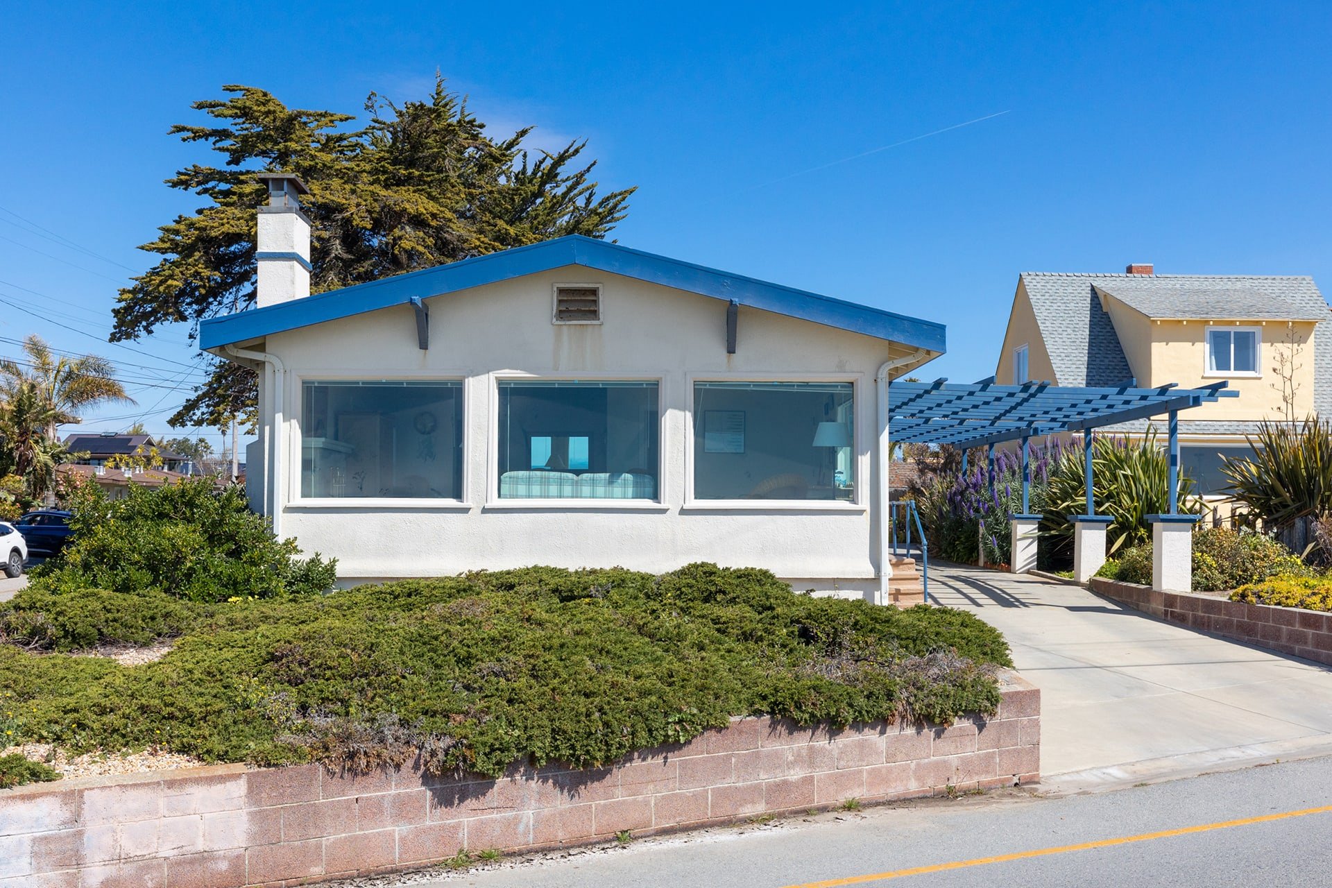 Pleasure Point Perfection - 23805 E Cliff Dr