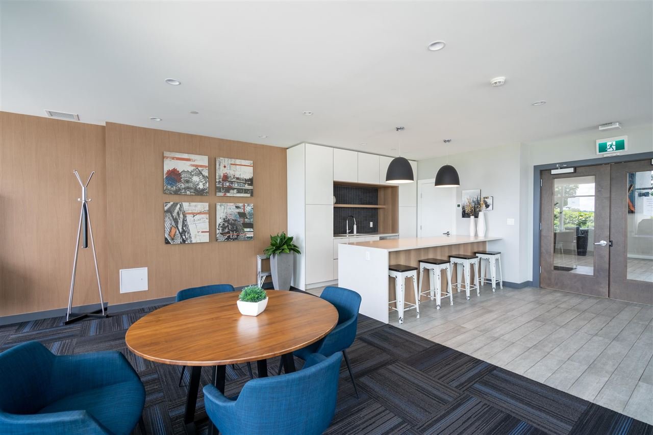 506-200 Nelson's Cres