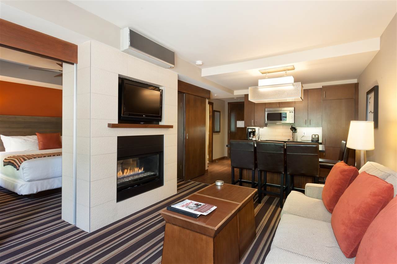 215D-2020 London Ln