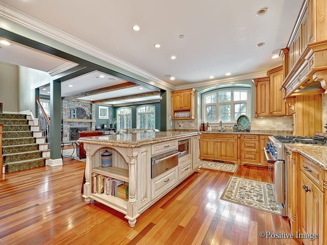 373 Ruby St