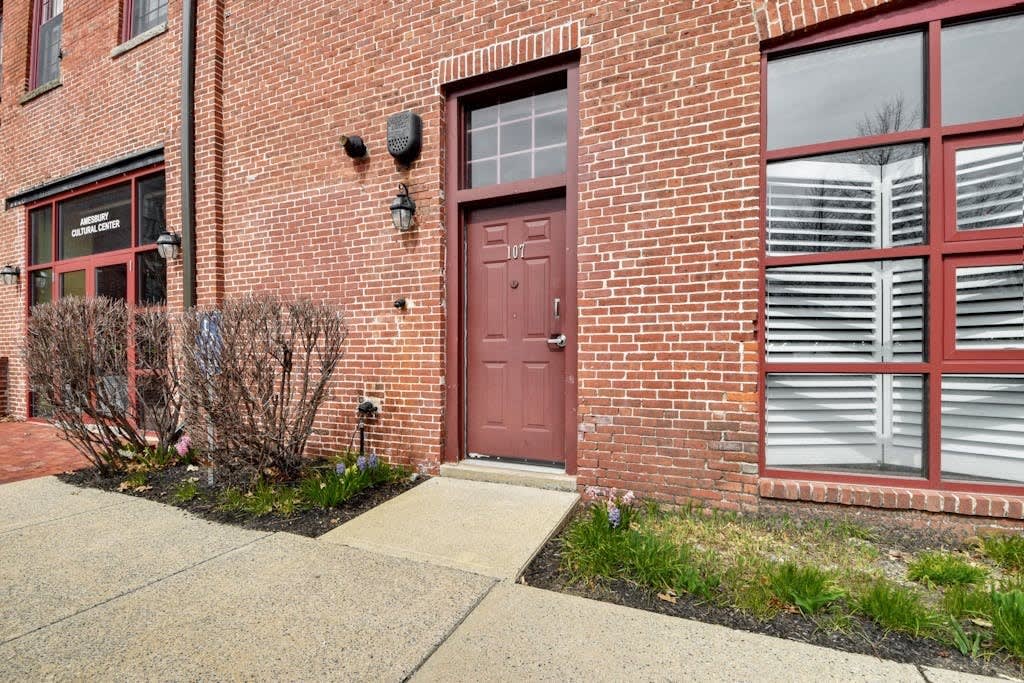 37 Millyard Amesbury Ma, #107