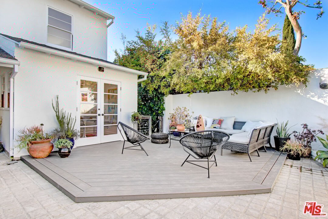  2325 Meadow Valley Terrace